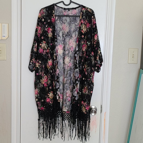 Sweet Rain Other - Floral Kimono